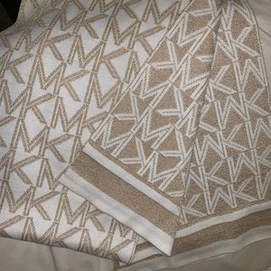 Michael Kors scarf